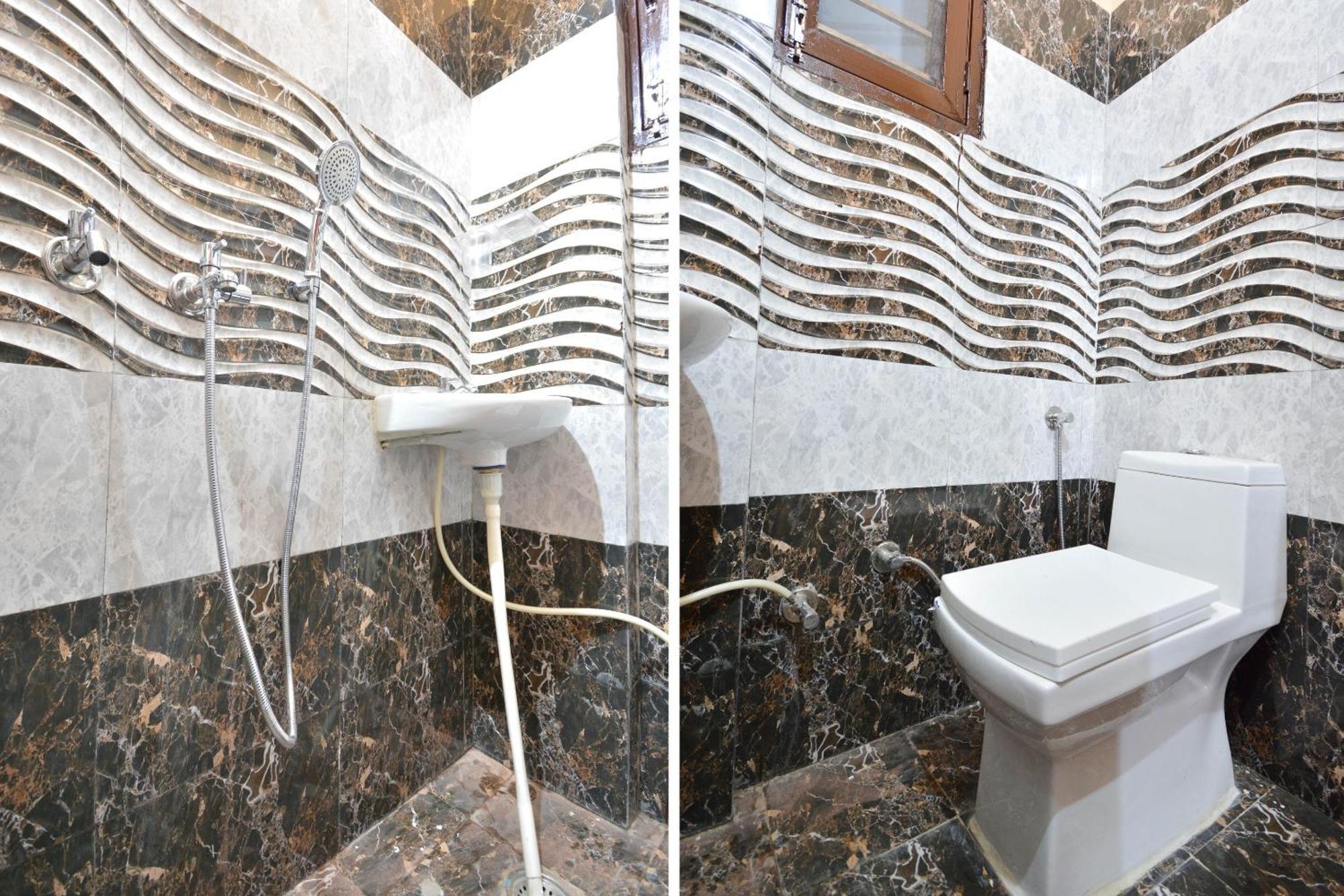 Spot On Hotel Diamond Sohāna Екстериор снимка
